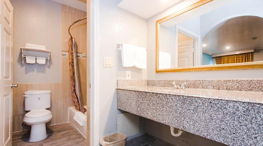 Executive Inn Bacliff Extérieur photo